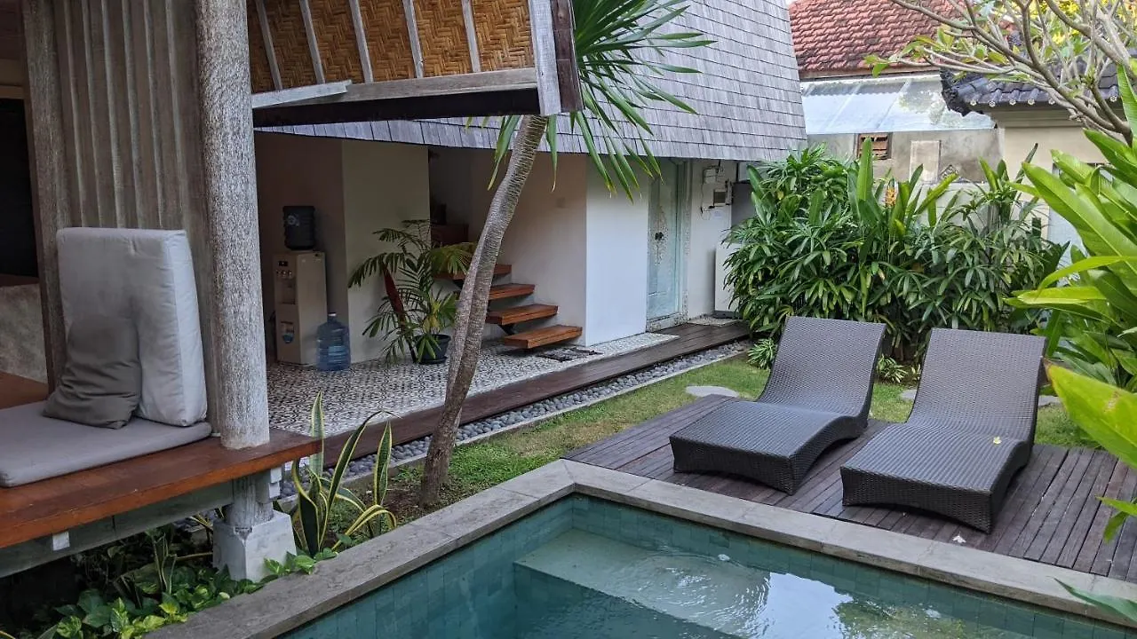 Villa Made East Seminyak Indonesië