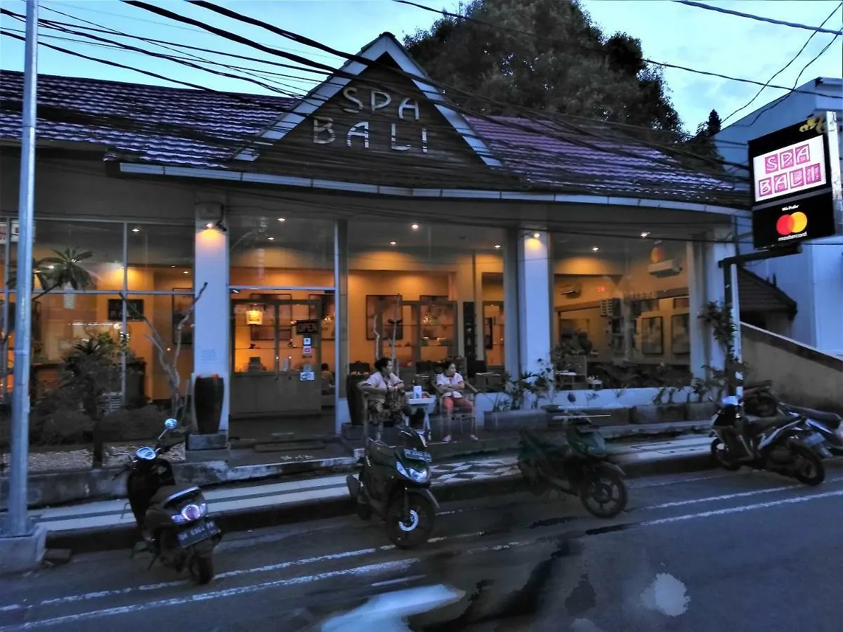 Villa Made East Seminyak Indonésie